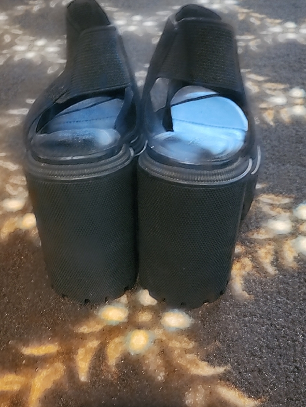 Forever 21 Black Elastic Platform Wedge Sandals - Picture 3 of 5